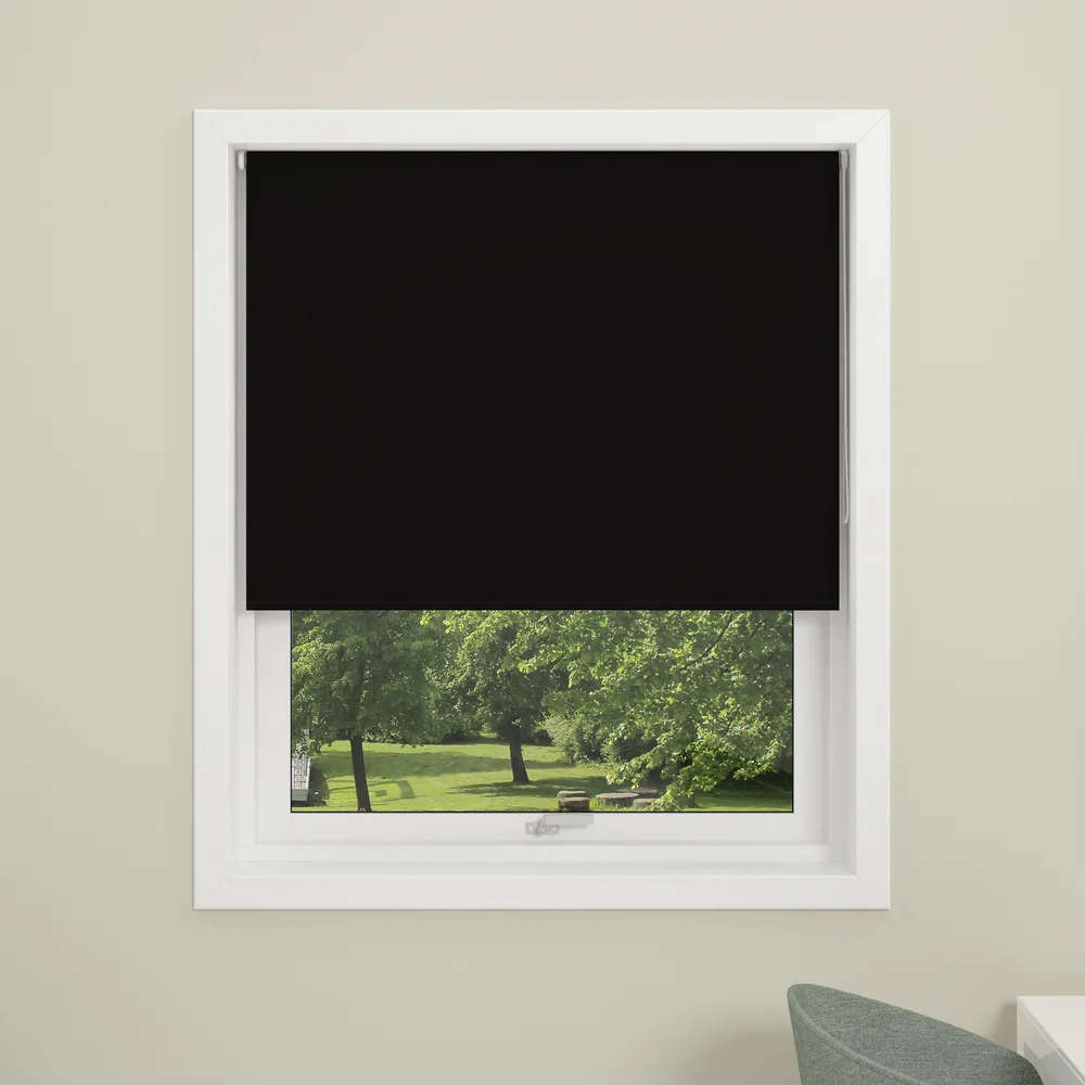 DEBEL RULLEGARDIN UNI LYSDEMPENDE SORT 80X175 v:3409921 DEBEL RULLEGARDIN UNI LYSDEMPENDE SORT 80X175 v:3409921