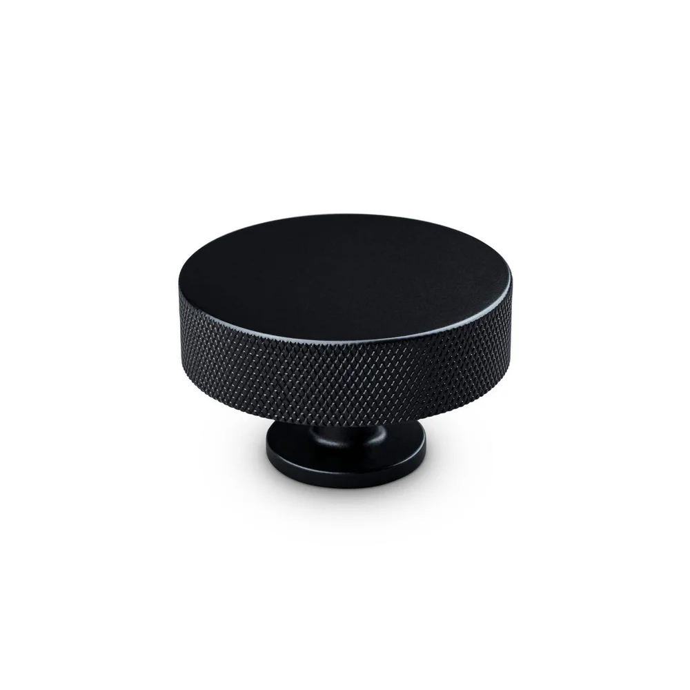 THEOFILS KNOTT SASSARI Ø50MM RUTE MATT SVART v:6667736 THEOFILS KNOTT SASSARI Ø50MM RUTE MATT SVART v:6667736