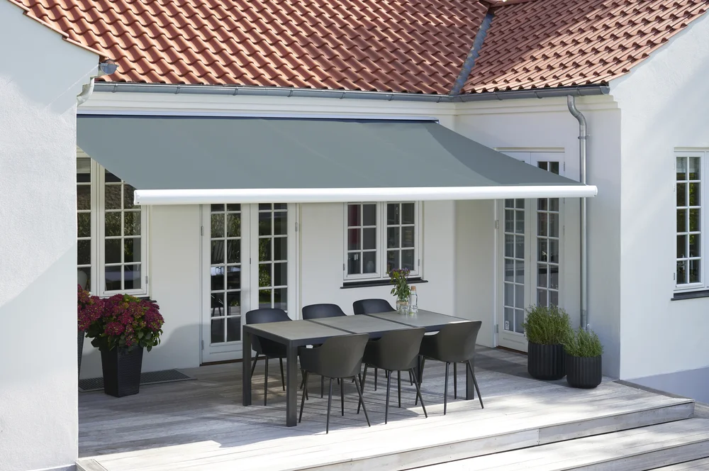 Markise helkassett 3×2,5 meter v:3833822 Markise helkassett 3×2,5 meter v:3833822