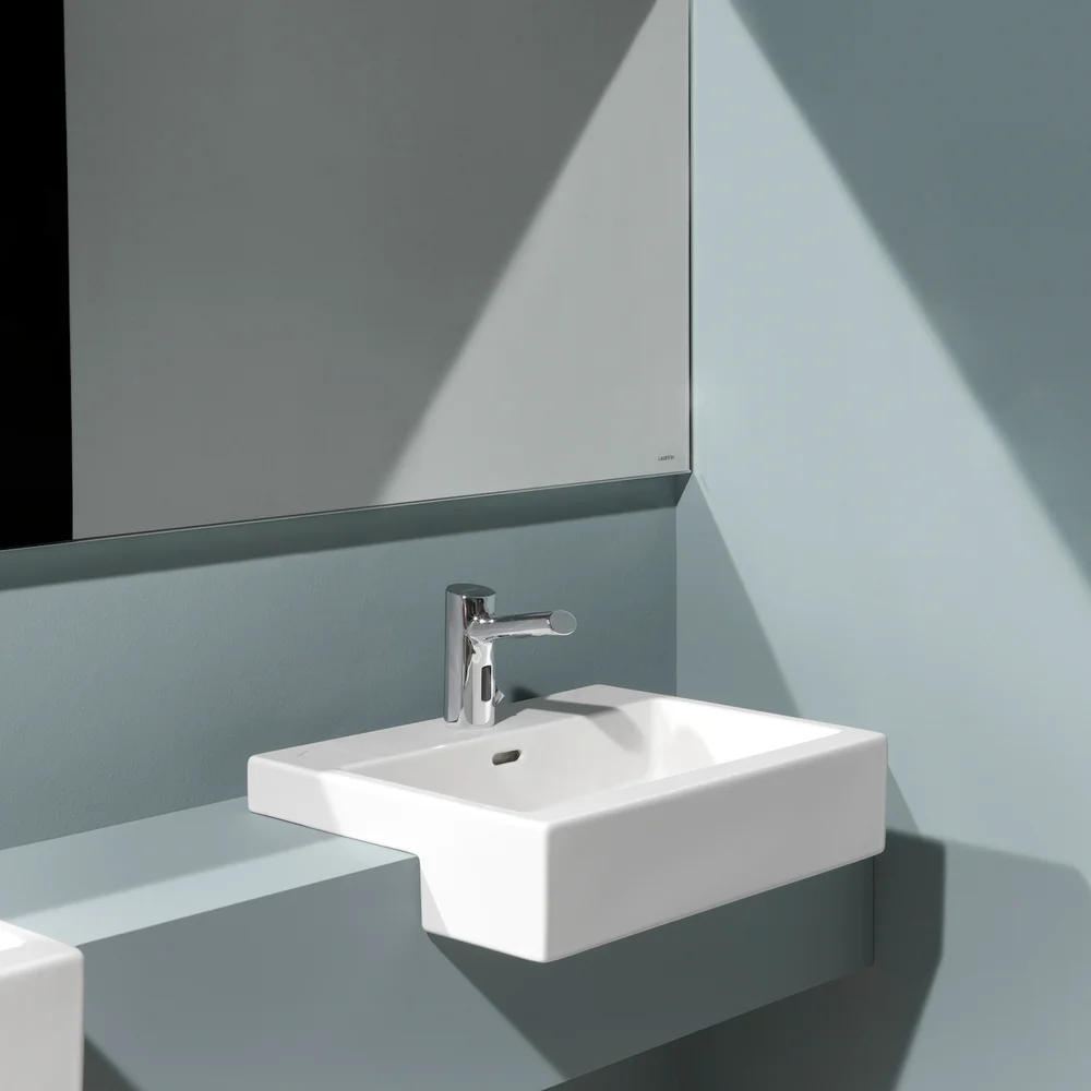 LAUFEN LIVING CITY SERVANT 50X46 CM GLATT UNDERSIDE HVIT v:2676302 LAUFEN LIVING CITY SERVANT 50X46 CM GLATT UNDERSIDE HVIT v:2676302