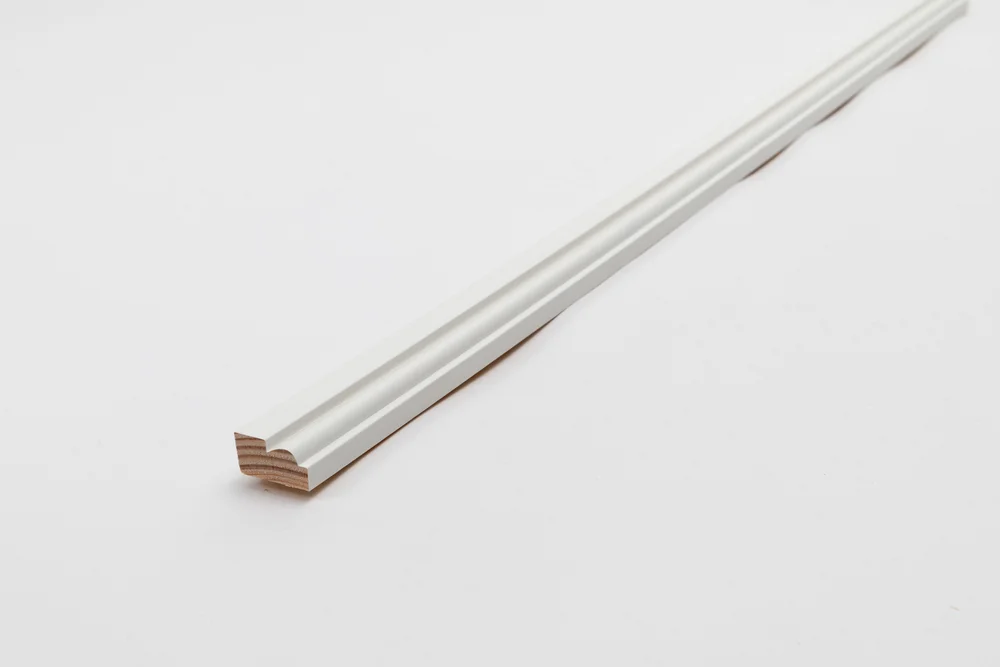 Feielist S10 malt Furu 15x028 v:7794561