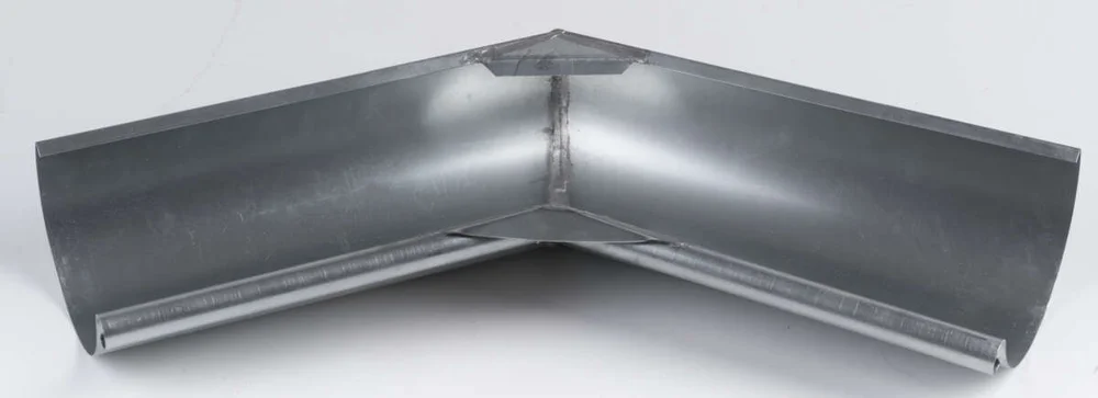 Isola Vinkel Innvendig 135 grader Zink 125mm for takrenne v:7483636