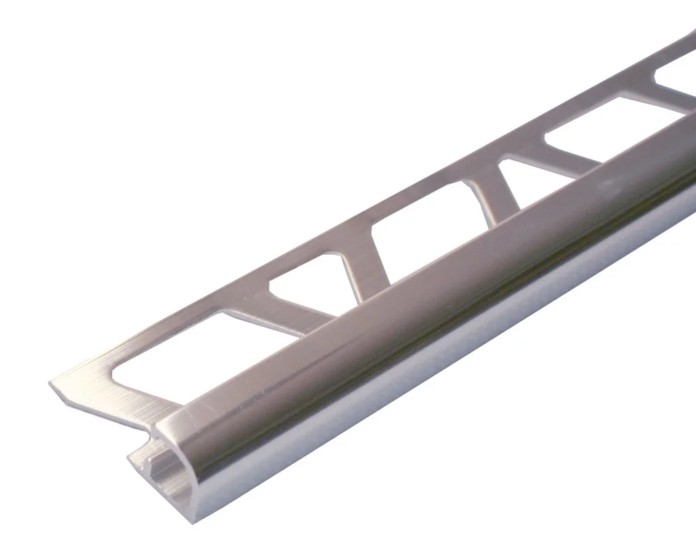 Hjørnelist alu krom 10 mm polert v:4514604 Hjørnelist alu krom 10 mm polert v:4514604
